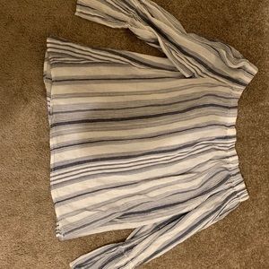 blue and white stripe off the shoulder